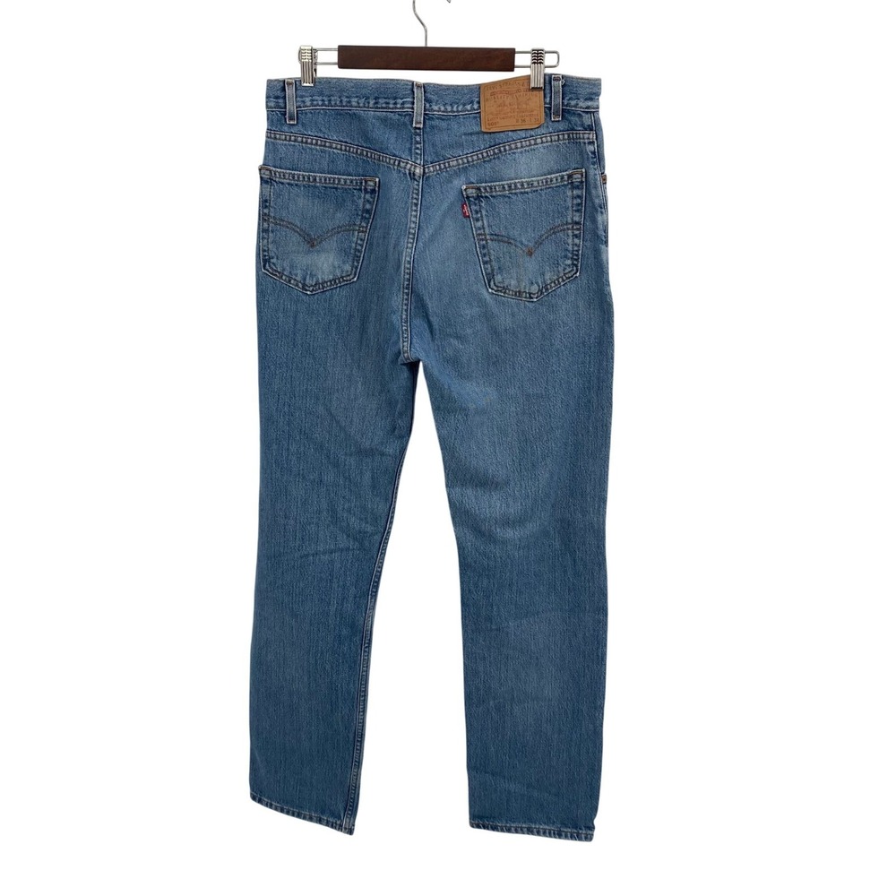 Levi Strauss Co 505 Mens 36x34 Regular Fit Straight Leg Blue Denim Jeans - Picture 2 of 8